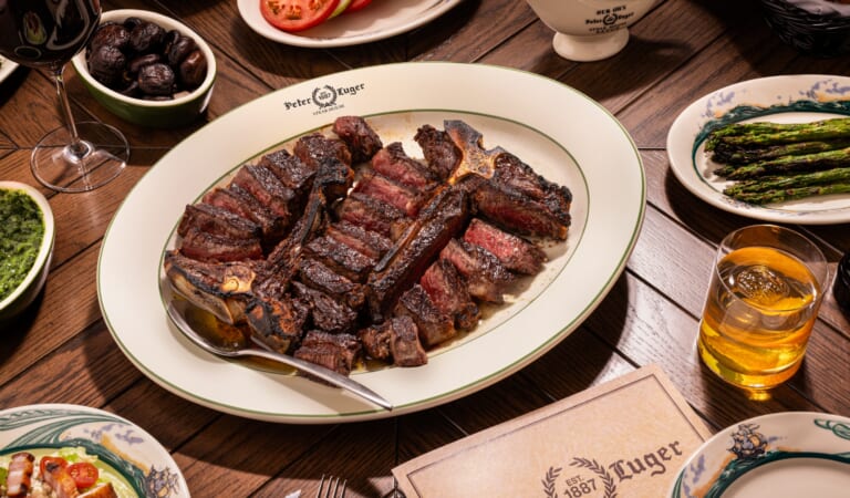 Peter Luger Steak House Las Vegas Is Basically A High-Roller Suite For Meat 