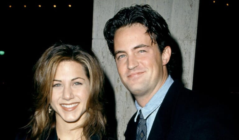 Jennifer Aniston Was Texting Matthew Perry Hours Before He Died