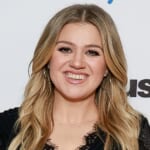 Fans Divided After Kelly Clarkson Admits to 'Gross' Shower Habits