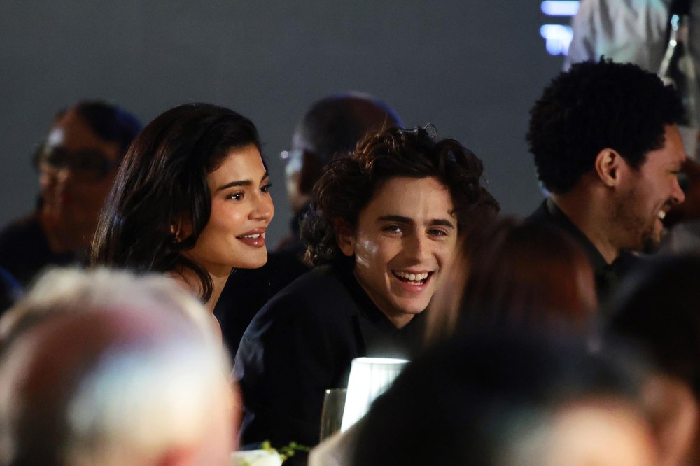 Timothee Chalamet talks about Beyonce concert he went to with Kylie Jenner 328