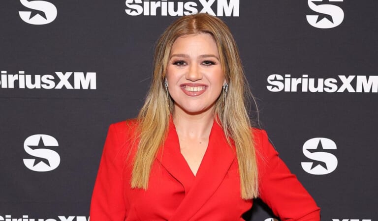 Kelly Clarkson Isn’t Ready to Date Again After Divorce