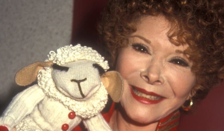 Shari Lewis’ Daughter on Her ‘Underdog Story’ and Lamb Chop