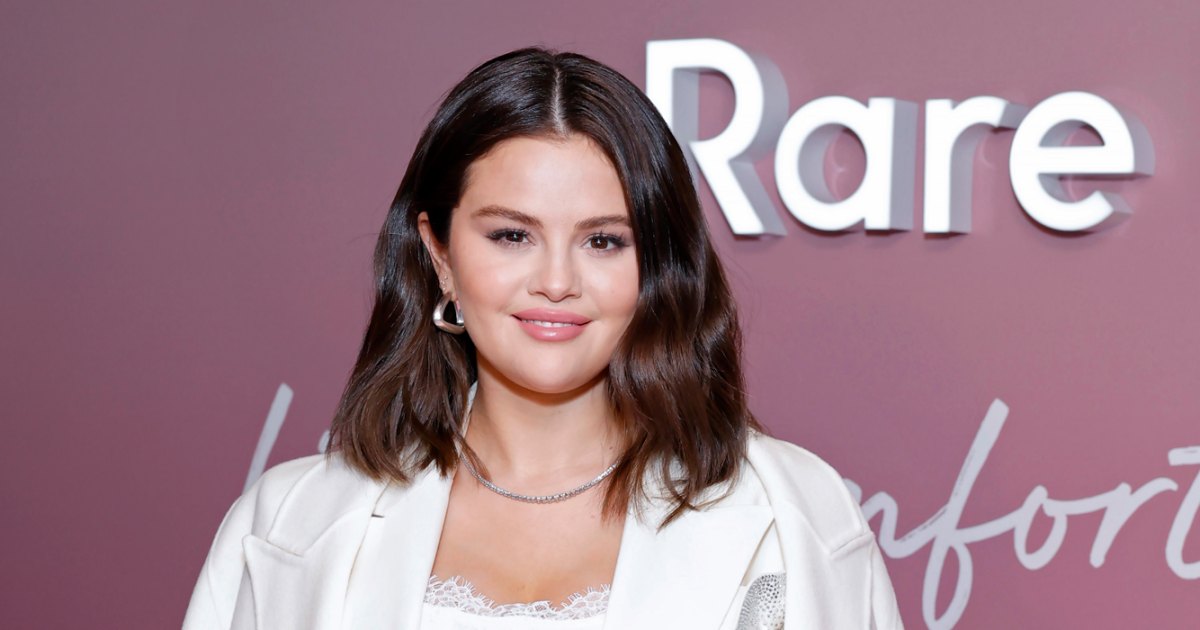 Selena Gomez Returns to Social Media Hours After Announcing Break