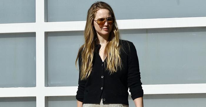 Jennifer Lawrence Wore 2024's Biggest Sunglasses Trend
