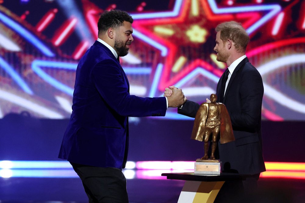 Prince Harry Compares Football and Rugby During Surprise NFL Honors Outing Cameron Hayward