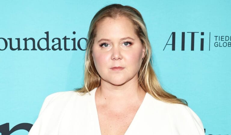 Amy Schumer Diagnosed With Cushing Syndrome After Puffy Face Comments