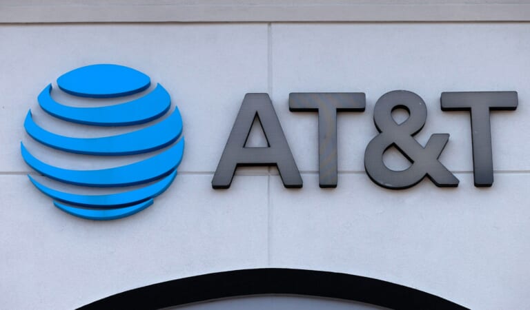 Update: AT&T Announces Plan To Offer $5 Credit To Customers Impacted By Major Hours-Long Outage