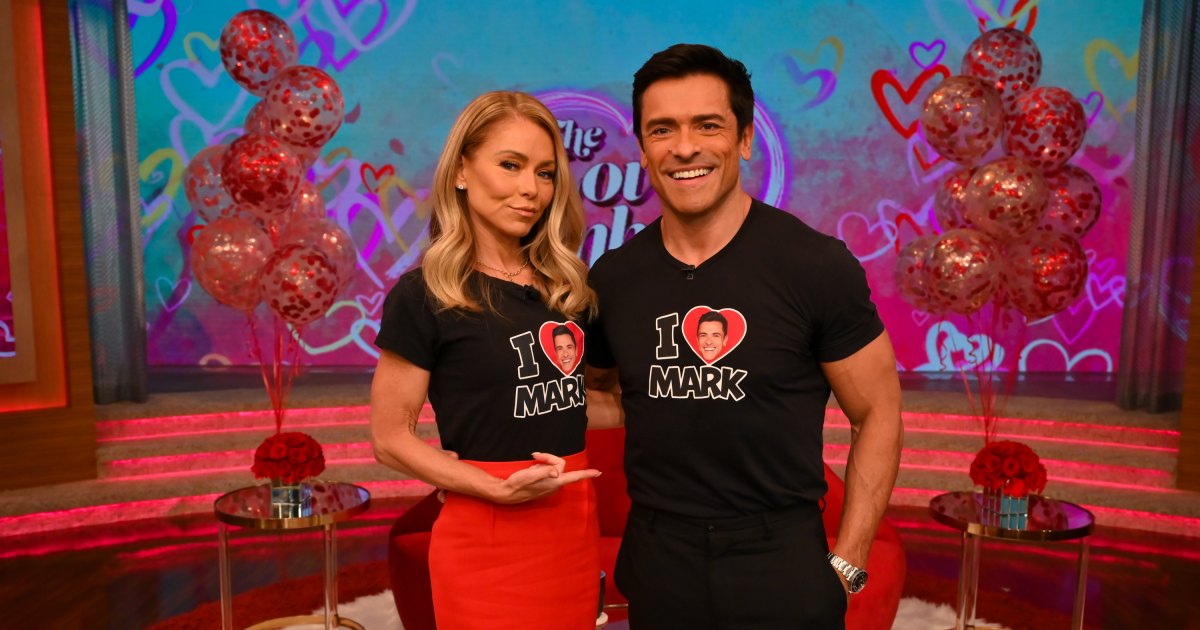 Kelly Ripa Watches Mark Consuelos Grind on Another Woman on Live