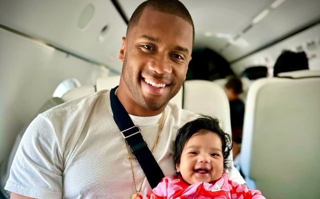 RUSSELL WILSON MELTS HEARTS WITH PHOTOS OF TWO OF HIS KIDS